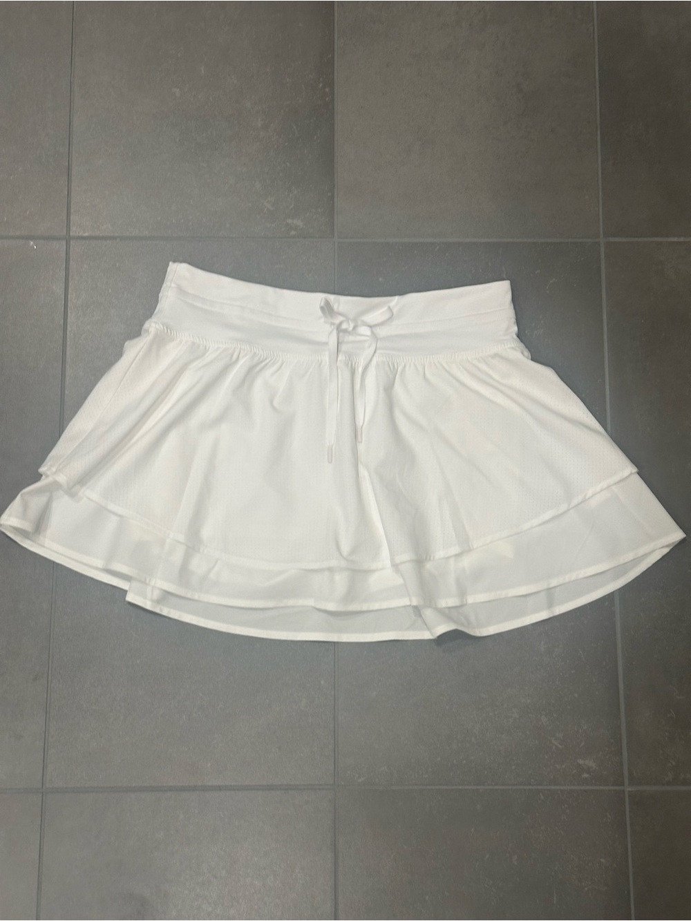 NWT DSG Stride High-Rise Skort White Built-In Shorts Drawstring Size Large